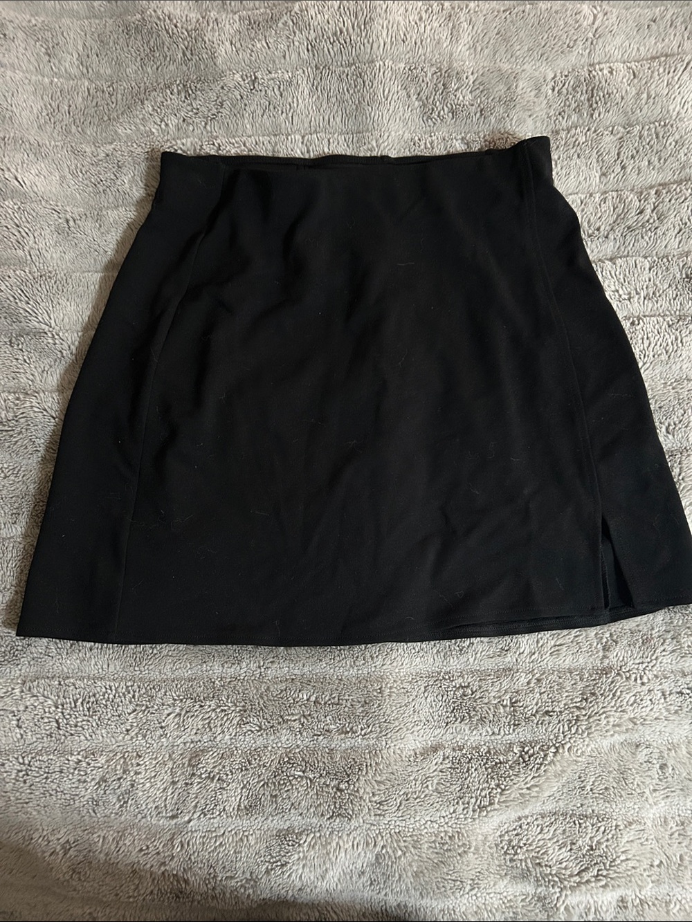 H&M Black Mini Skirt with Side Slit